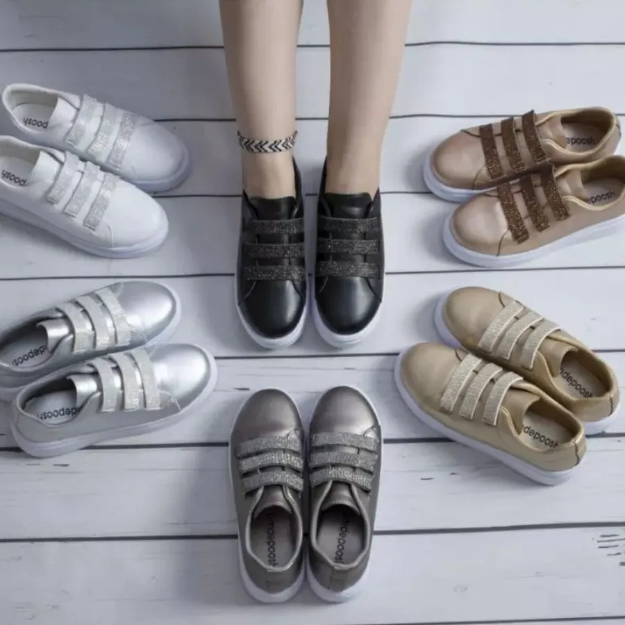 کتونی سه چسب