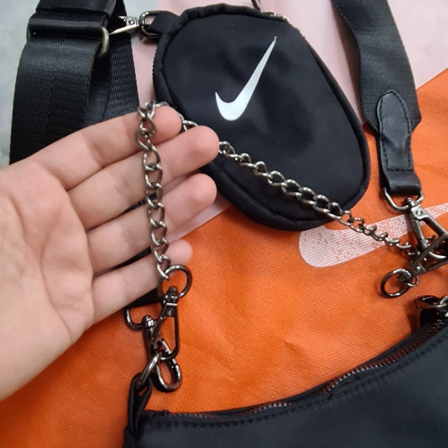 کیف کج نایک