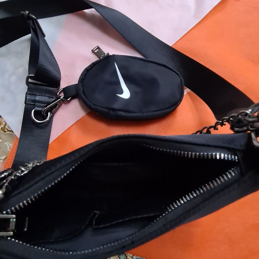 کیف کج نایک