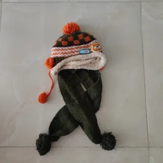 شال و کلاه بچگانه