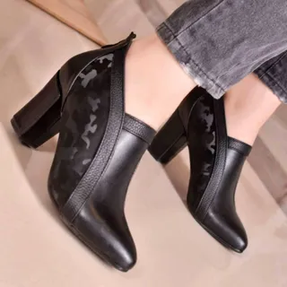 کفش پاشنه دار رضوان