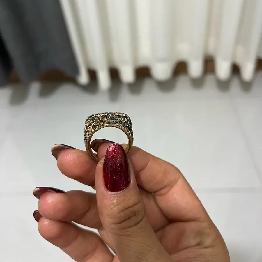 انگشتر سیاه قلم