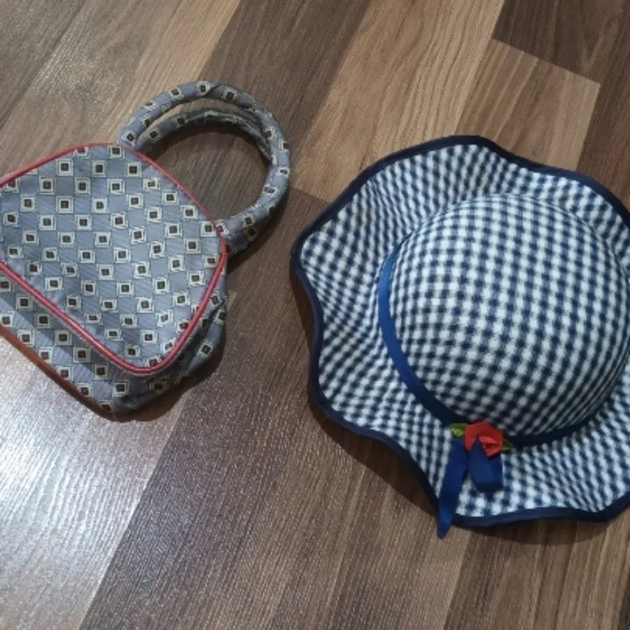 کیف و کلاه دخترونه