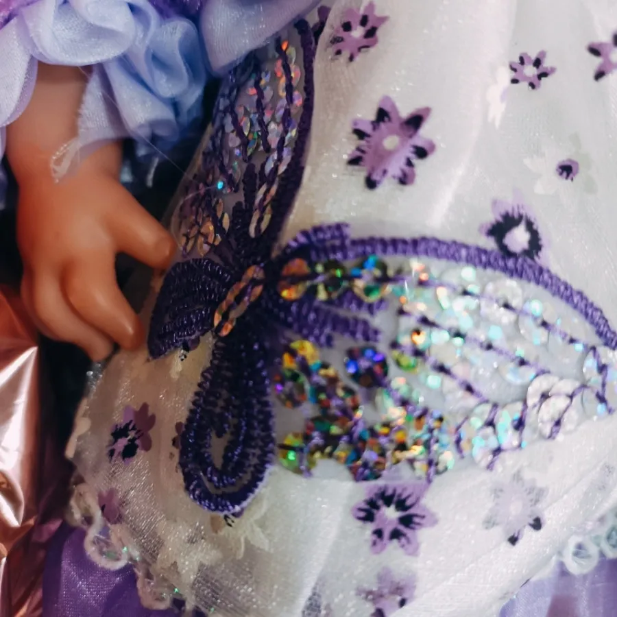 عروسک سرامیکی