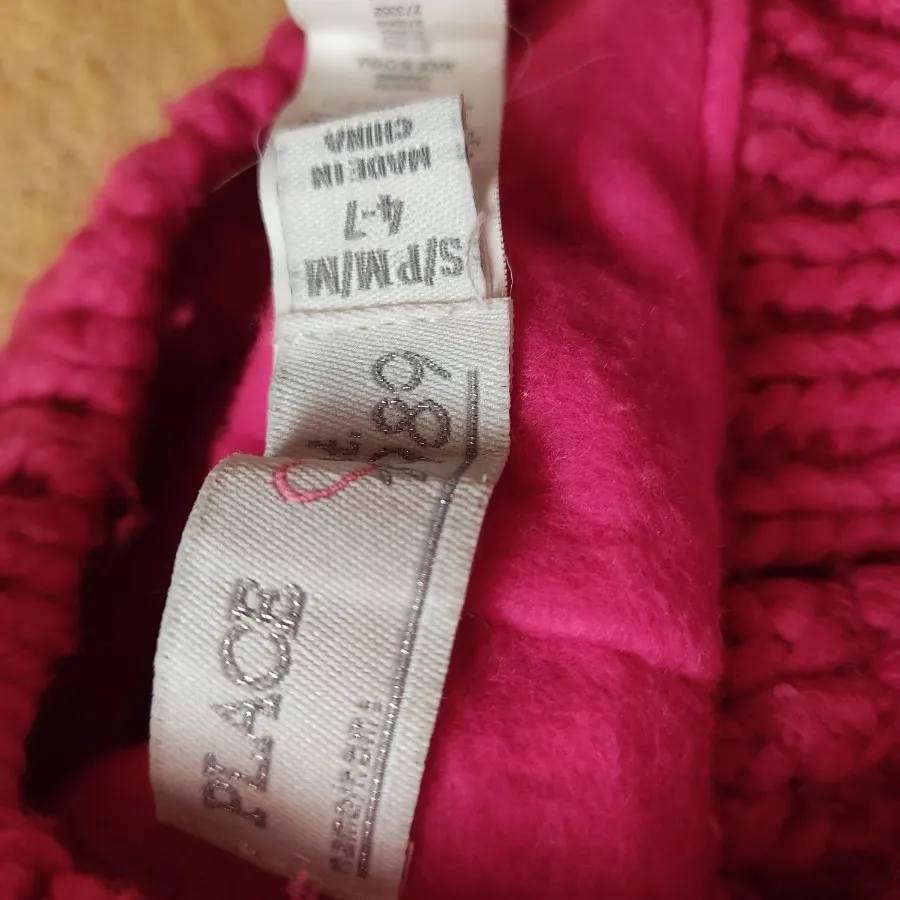 کلاه صورتی پولکدار