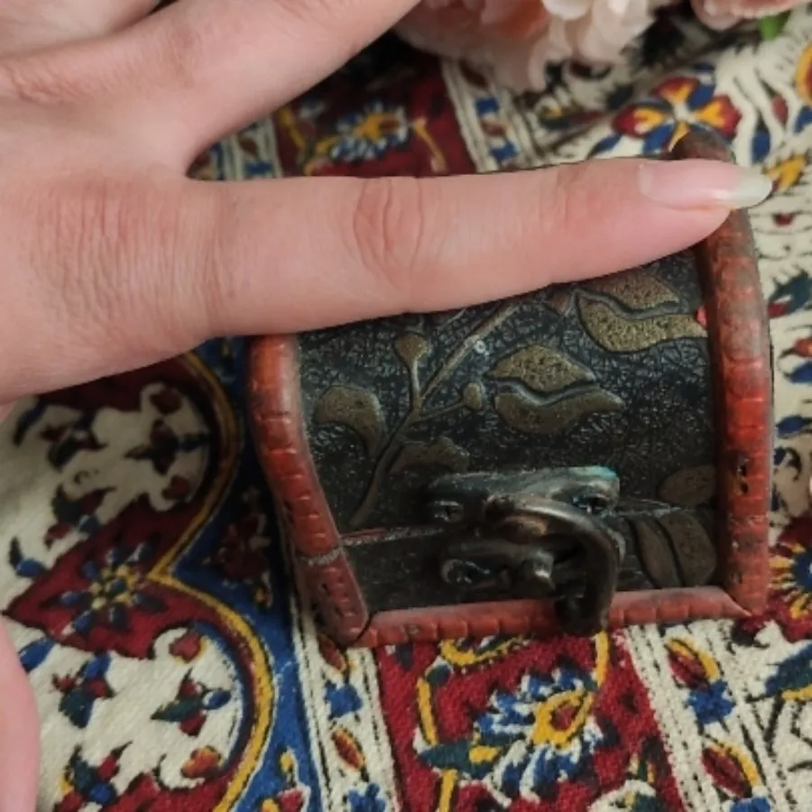 جعبه چوبی