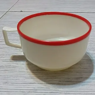 لیوان مسافرتی