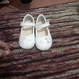 کفش بچگونه