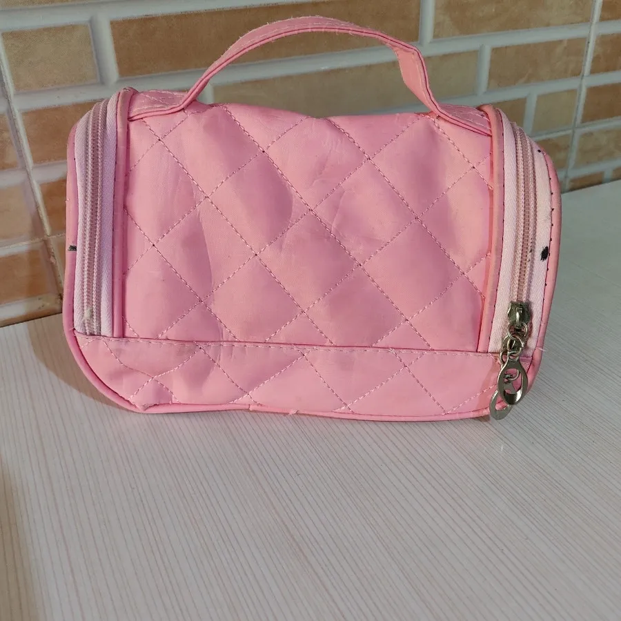 کیف لوازم آرایش