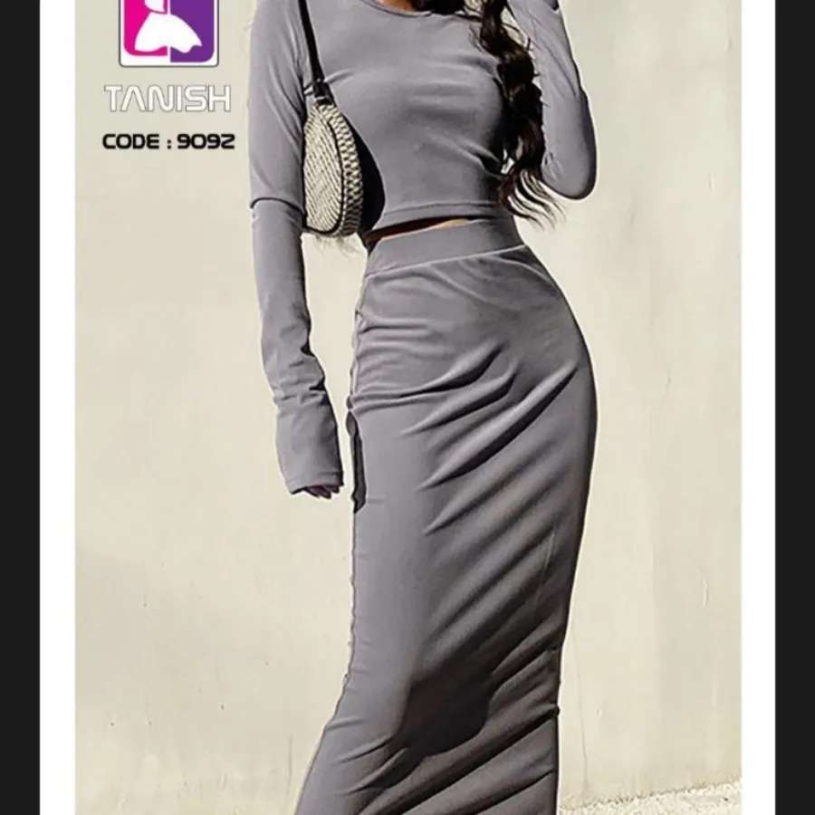 نیم تنه و دامن