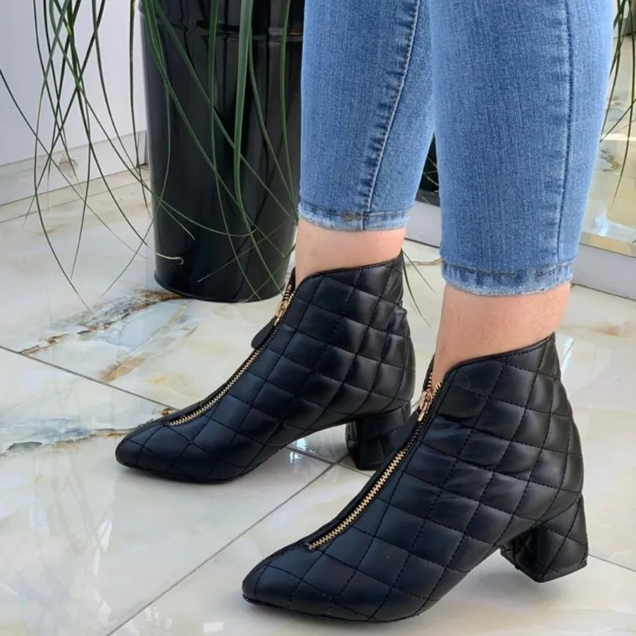 نیم بوت شانل