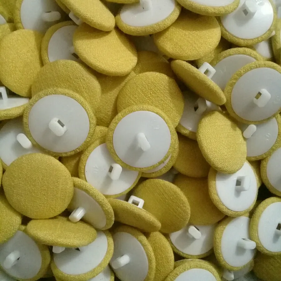دکمه پارچه ای
