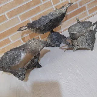 شکلات وآجیل خوری پیوتر