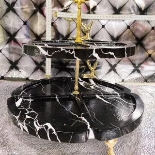 شیرینی خوری