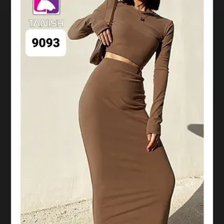 نیم تنه و دامن