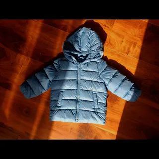 کاپشن برند بنینتون