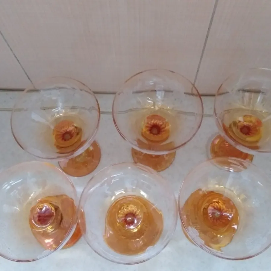 بستنی خوری