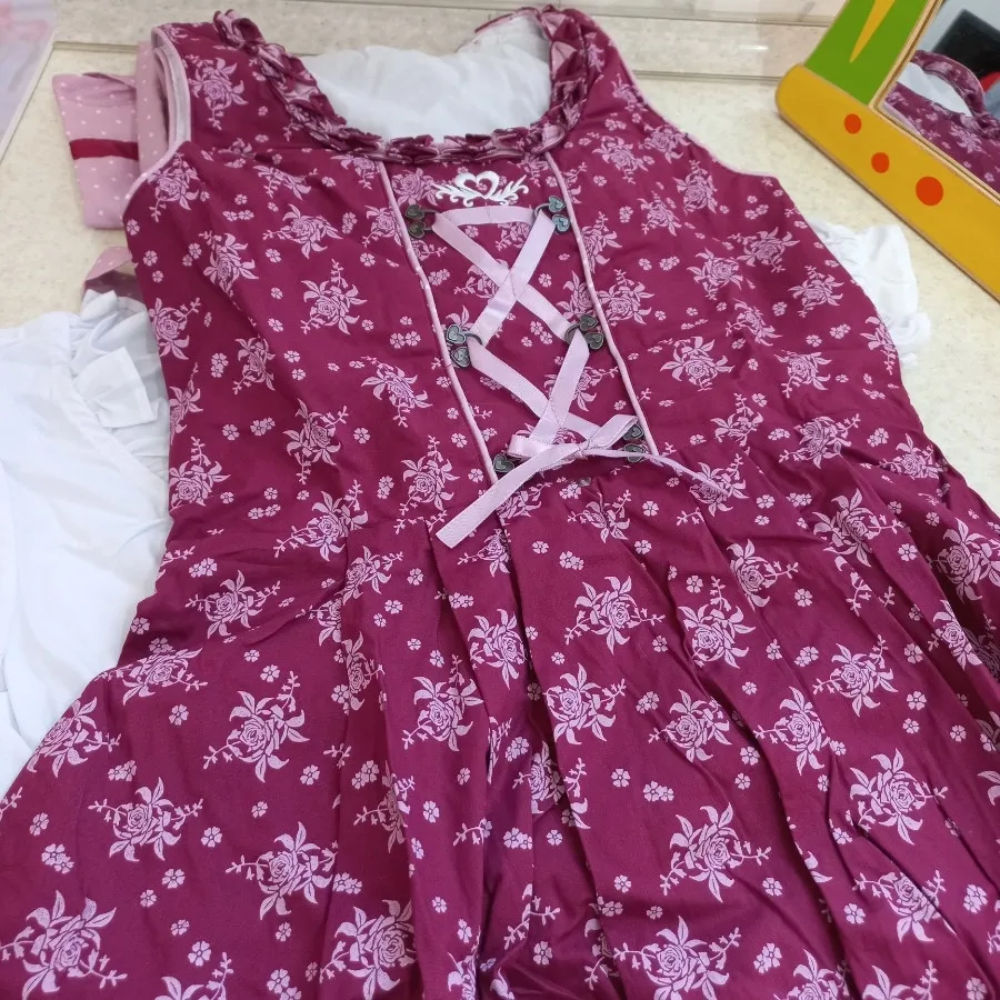 سه تکه دخترانه المانی