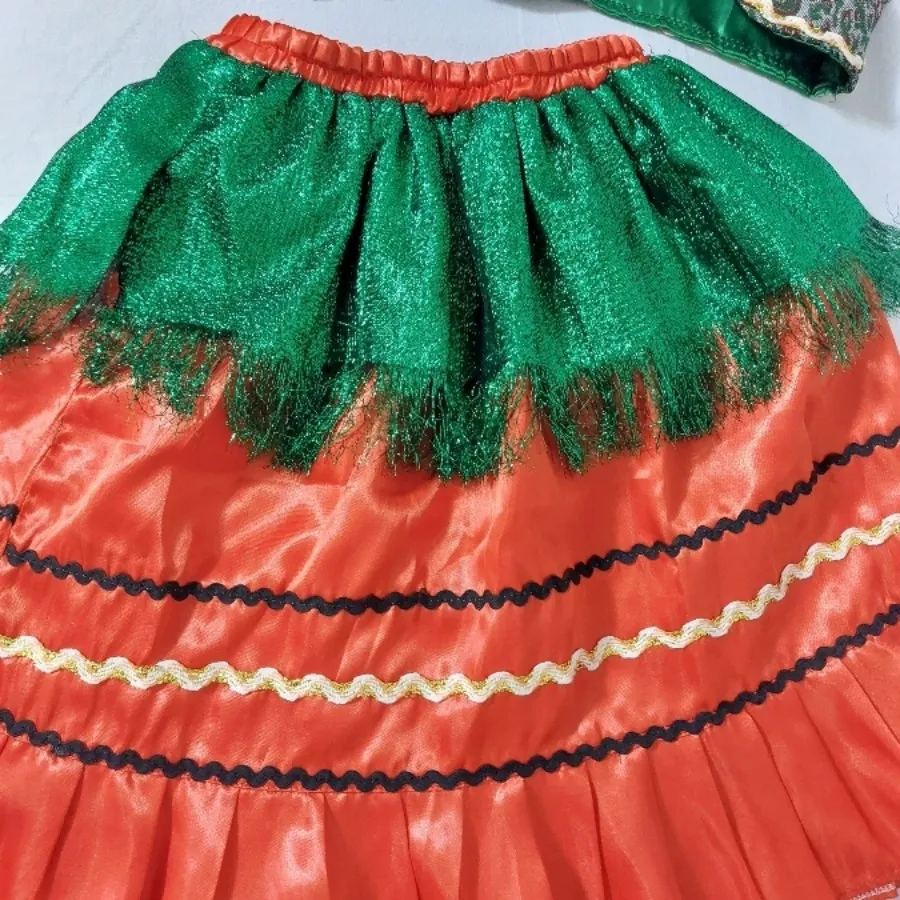 لباس سنتی یلدا