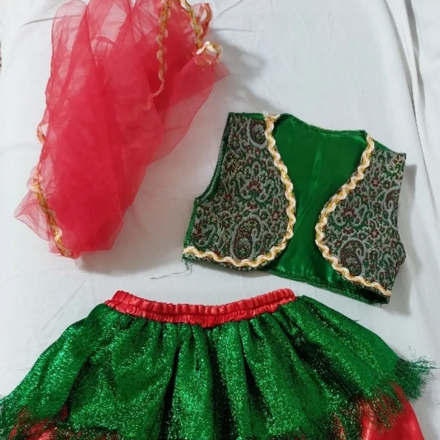 لباس سنتی یلدا