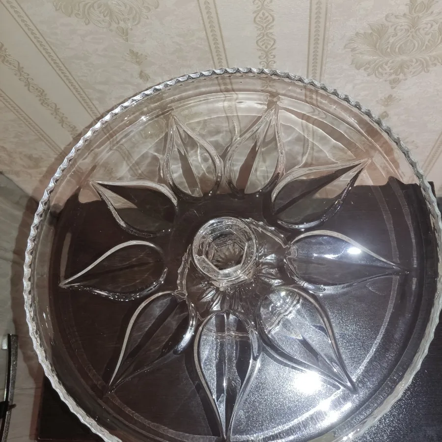 شیرینی خوری پایه دار