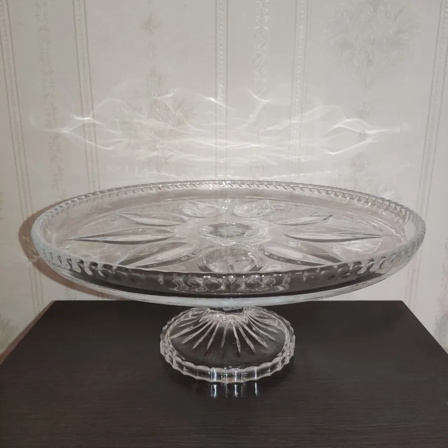 شیرینی خوری پایه دار
