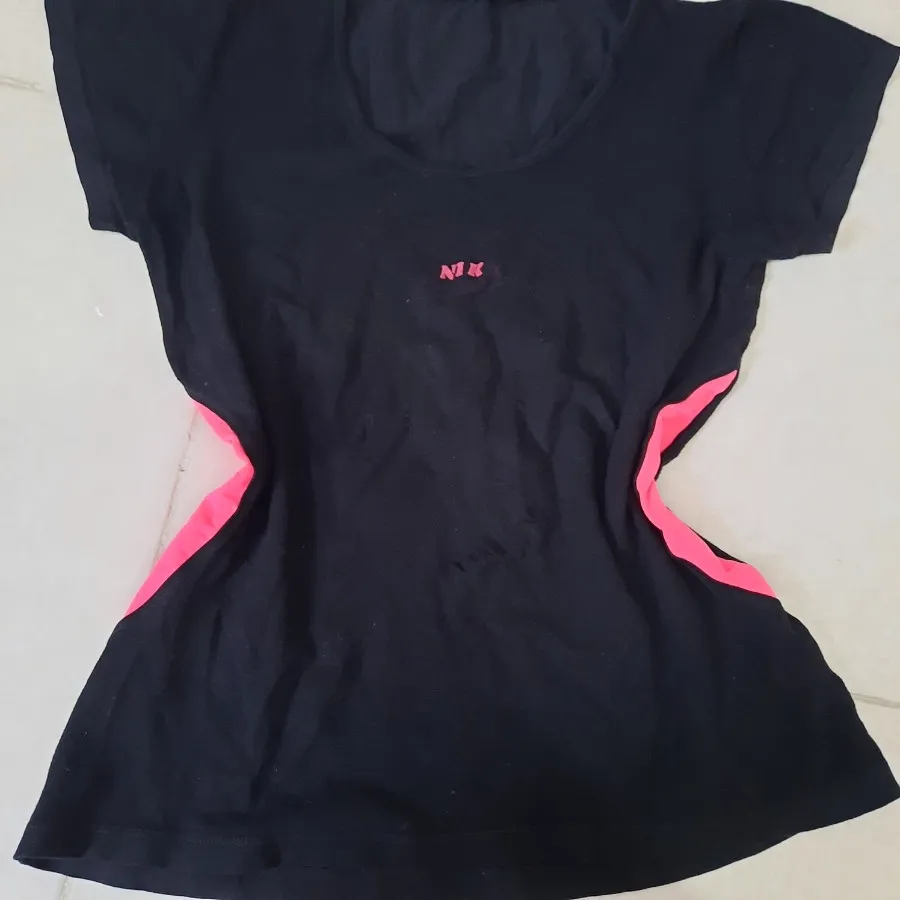 تیشرت زنانه