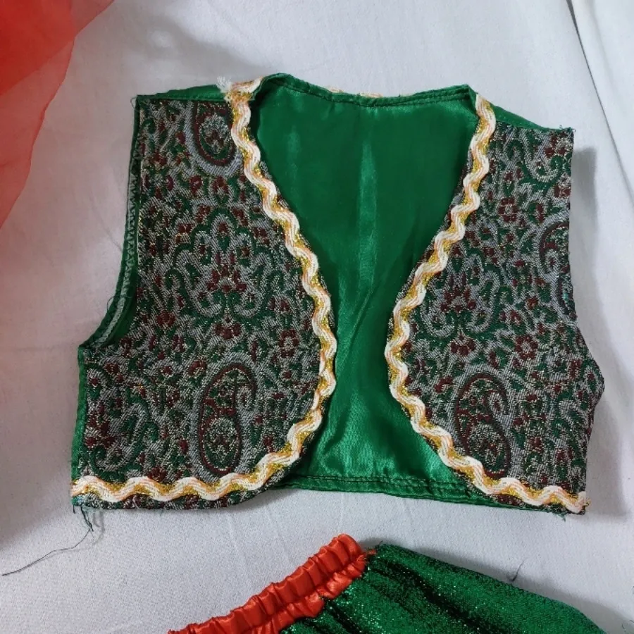 لباس سنتی یلدا