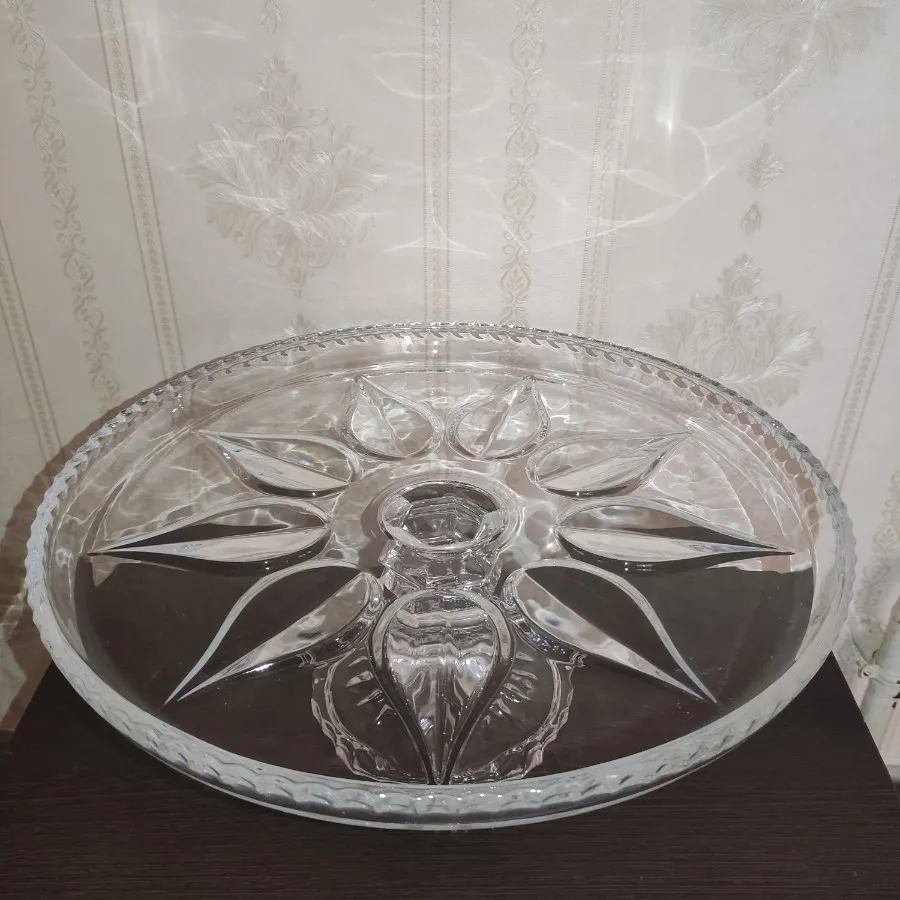 شیرینی خوری پایه دار