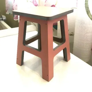 چهارپایه کوچیک