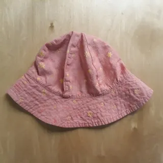 کلاه دخترانه