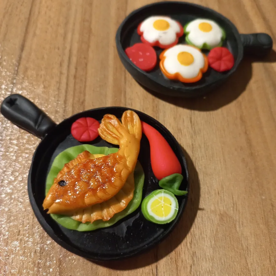 مگنت رو یخچالی ماهیتابه