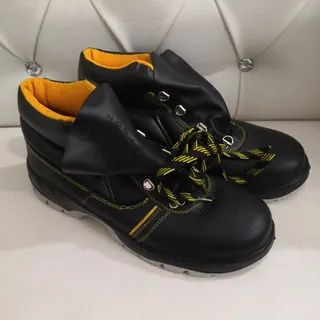 کفش ایمنی کار کوهنوردی