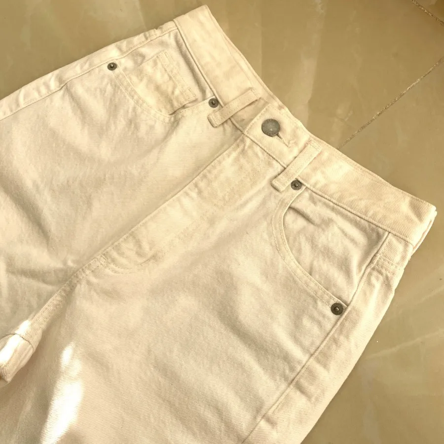 شلوار جین سفید برند GU