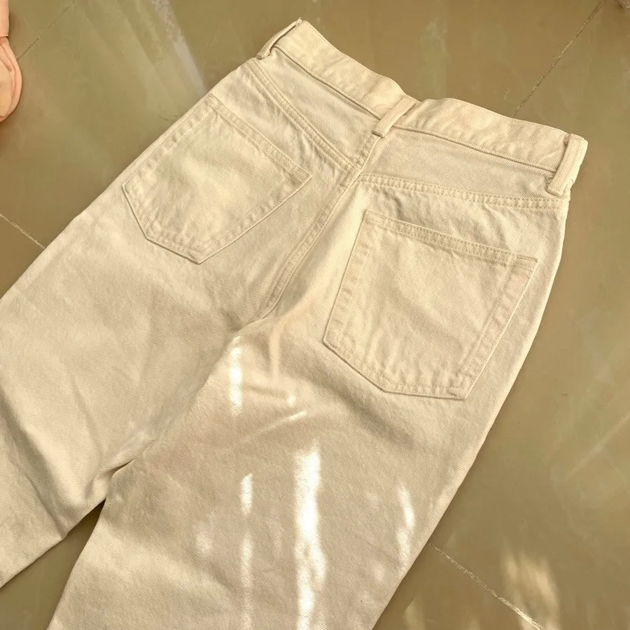 شلوار جین سفید برند GU