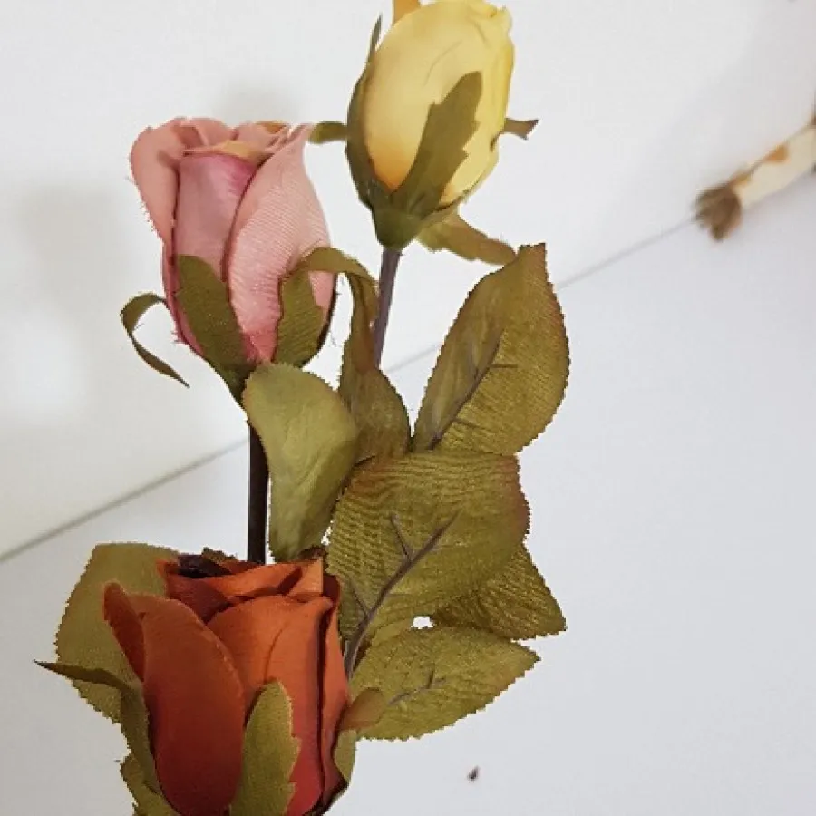 گل مصنوعی