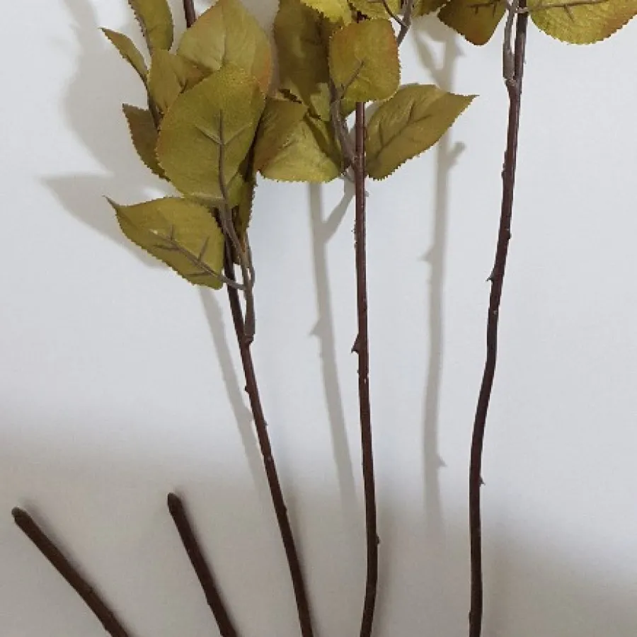 گل مصنوعی