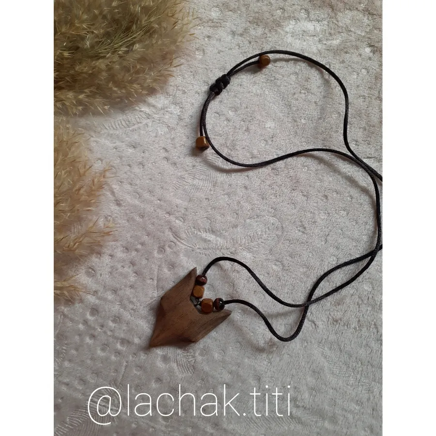 گردنبند چوبی روباه دستساز