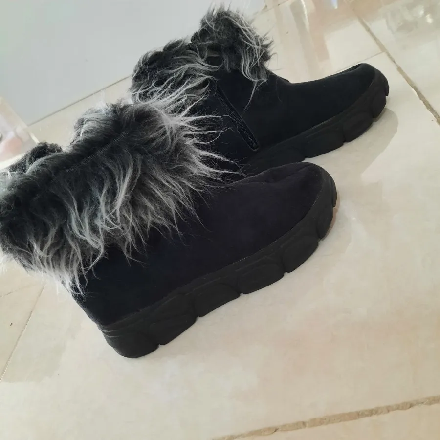 بوت خزدار کاملا نو