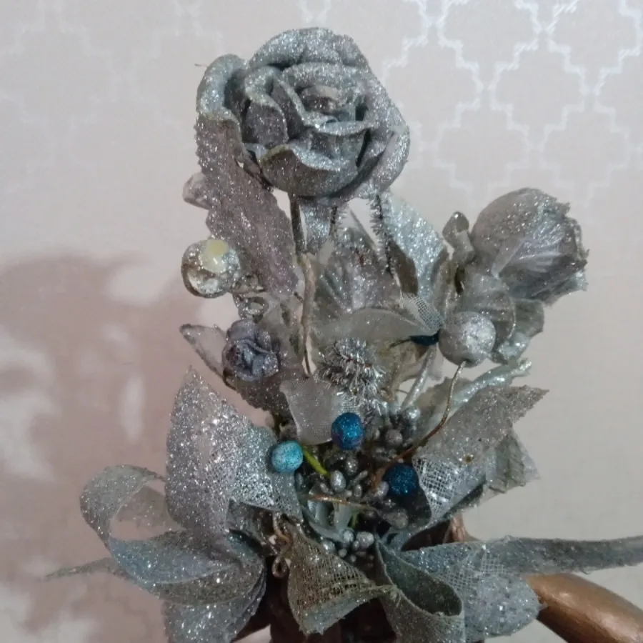 گل مصنوعی میز عسلی