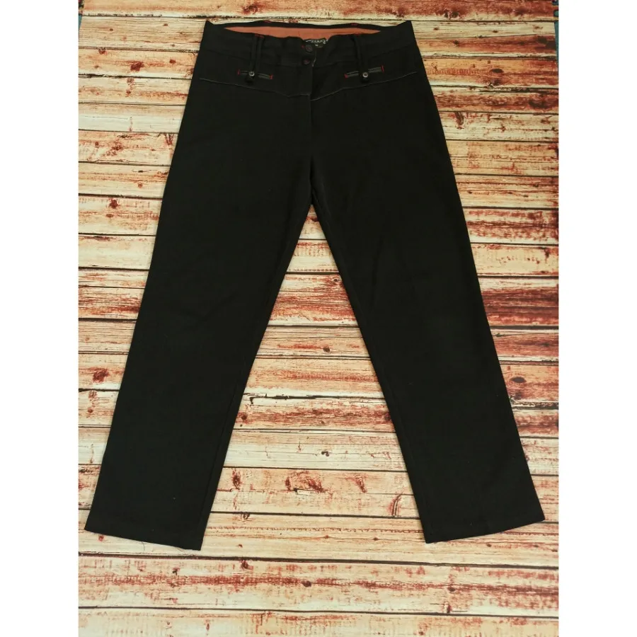 شلوار پارچه‌ای زنانه