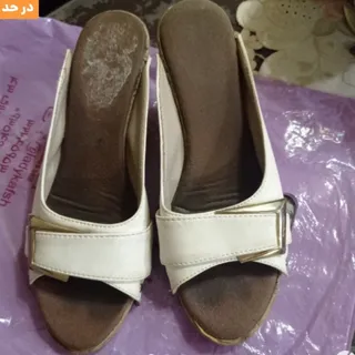 صندل پاشنه دار