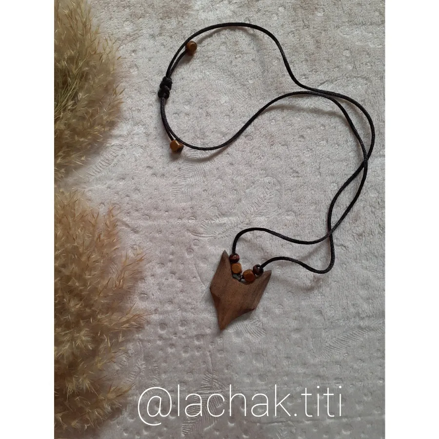 گردنبند چوبی روباه دستساز