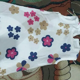 پیراهن گلدار زیبا