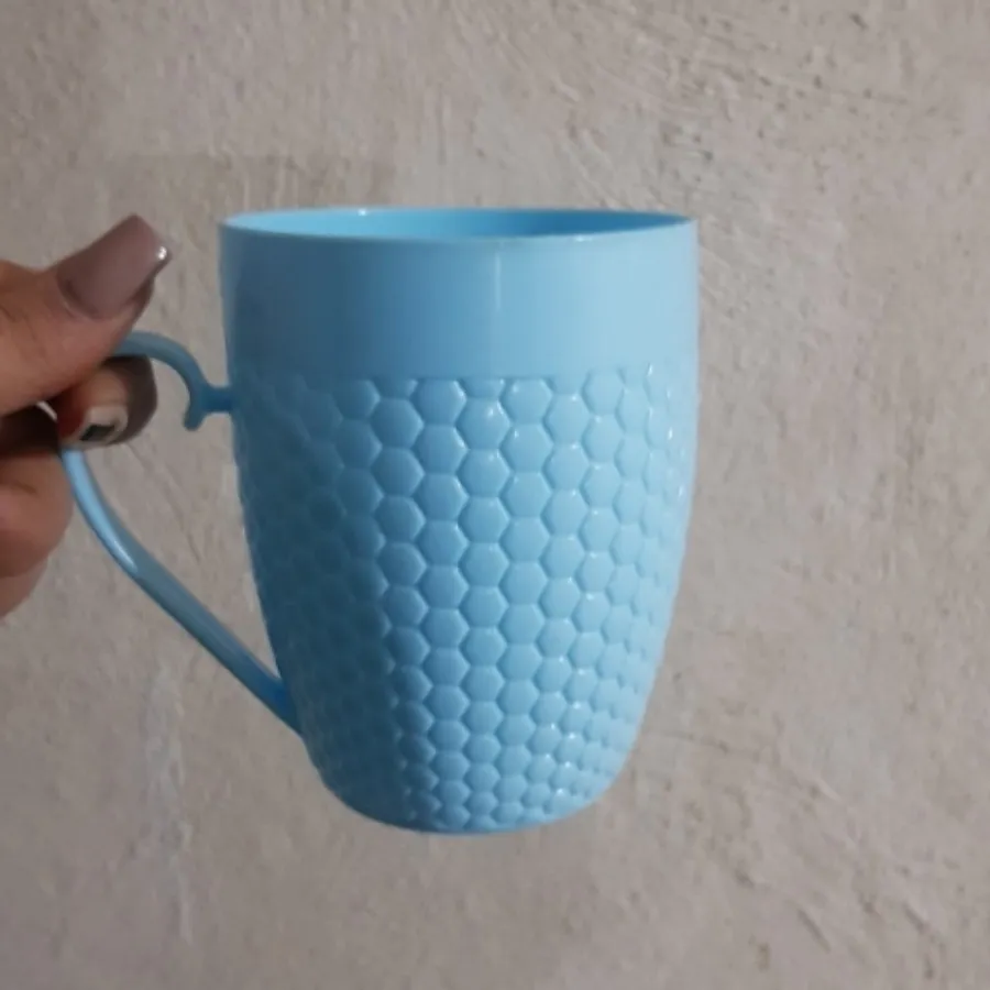 لیوان سایز بزرگ پلاستیکی