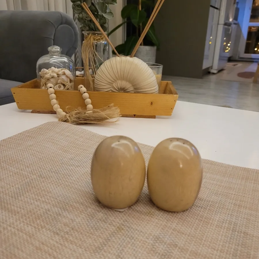 نمکدان چوبی