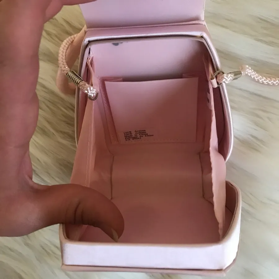 کیف دستی صورتی