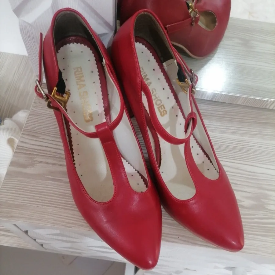 کفش مجلسی قرمز