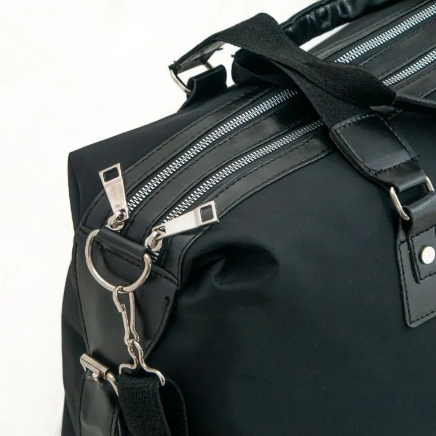 ساک ورزشی و سفر