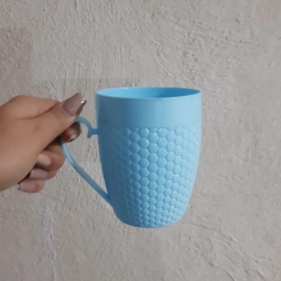 لیوان سایز بزرگ پلاستیکی